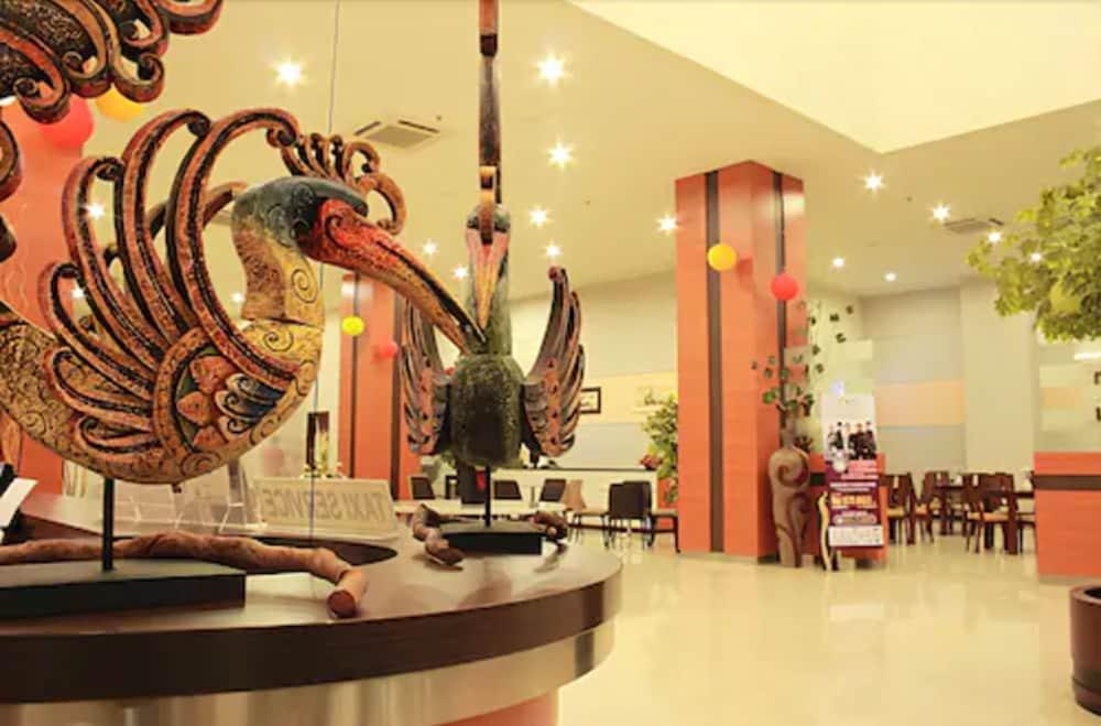 Lampion Hotel Solo Luaran gambar