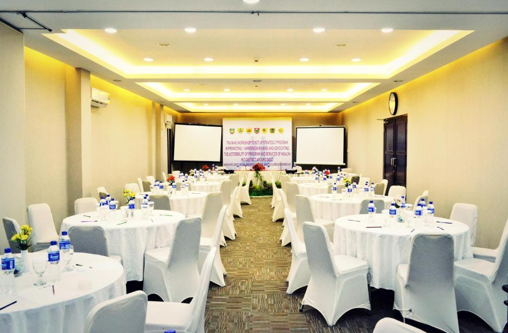 Lampion Hotel Solo Luaran gambar